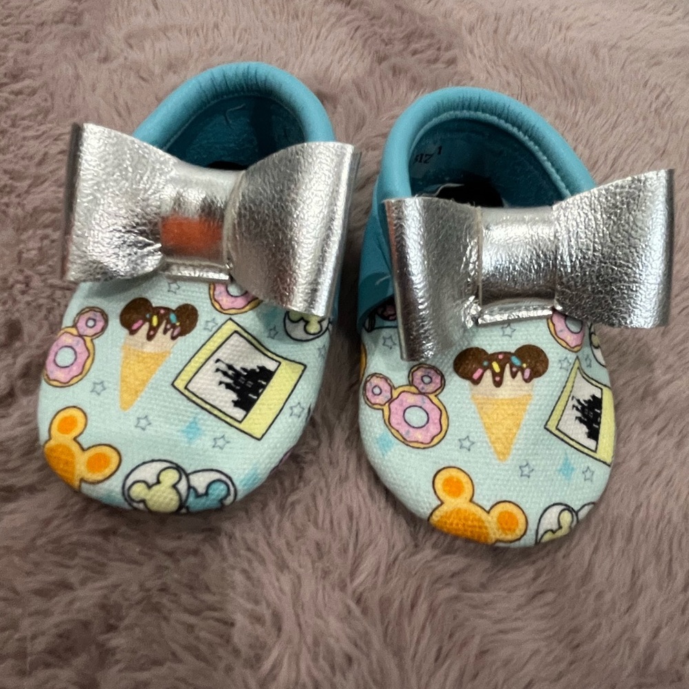 Disney Themed | Moccasins | Sz 1 (infant)
